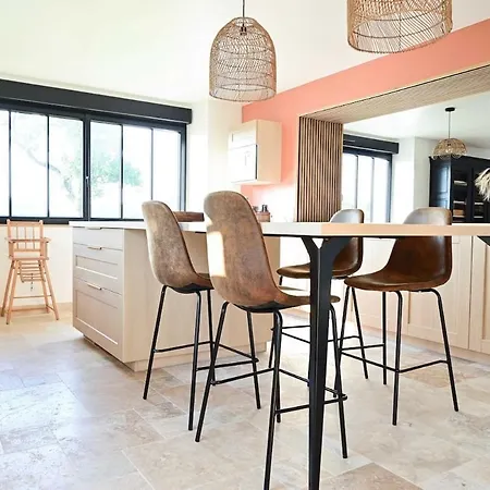 La Grange Et Le Nid Saint-Pierre-des-Nids