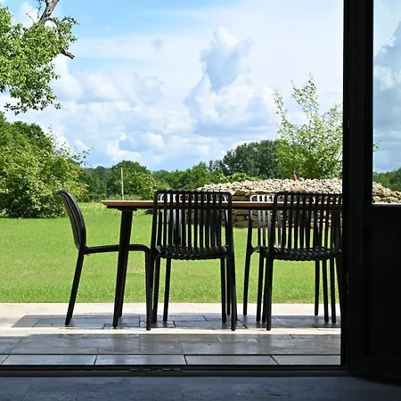 La Grange Et Le Nid Holiday home Saint-Pierre-des-Nids