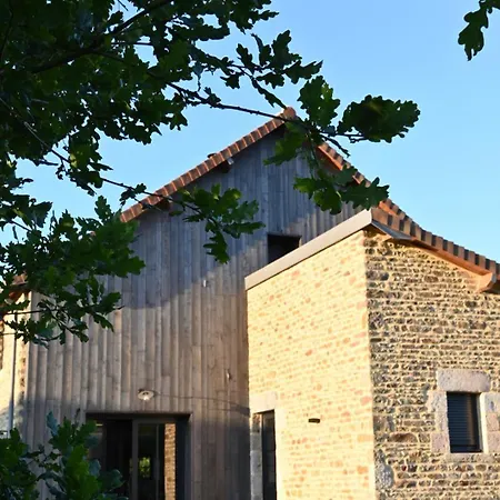 La Grange Et Le Nid Holiday home *