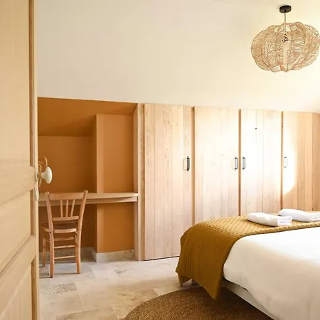 La Grange Et Le Nid Saint-Pierre-des-Nids