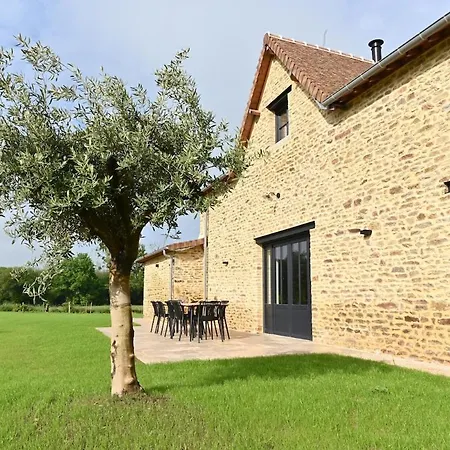Holiday home La Grange Et Le Nid *