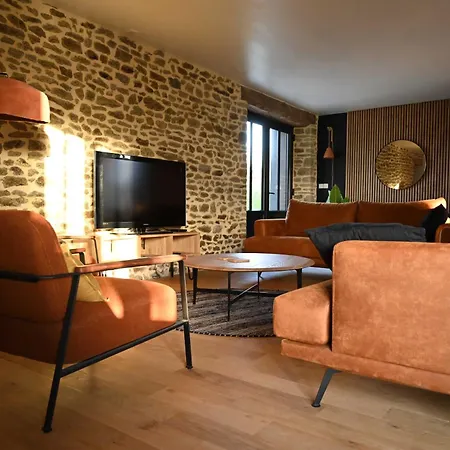 Holiday home La Grange Et Le Nid *