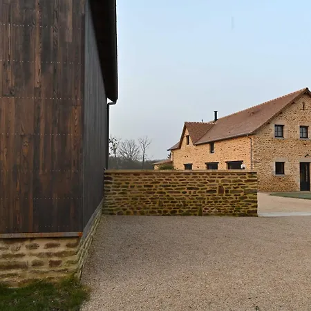 La Grange Et Le Nid Saint-Pierre-des-Nids