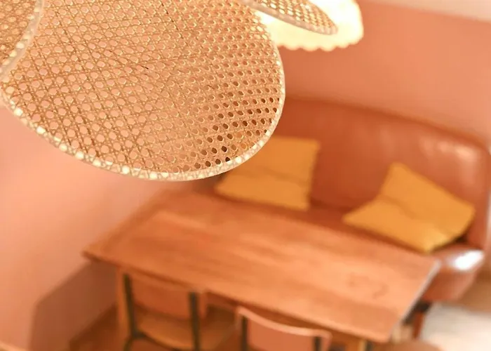 La Grange Et Le Nid Saint-Pierre-des-Nids