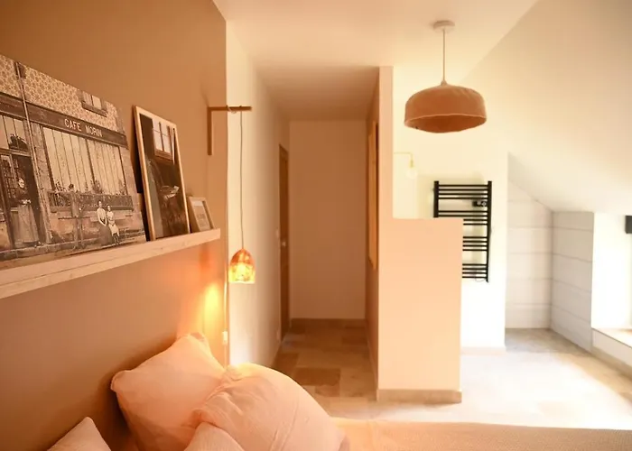 La Grange Et Le Nid * Saint-Pierre-des-Nids