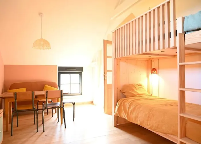 La Grange Et Le Nid Saint-Pierre-des-Nids